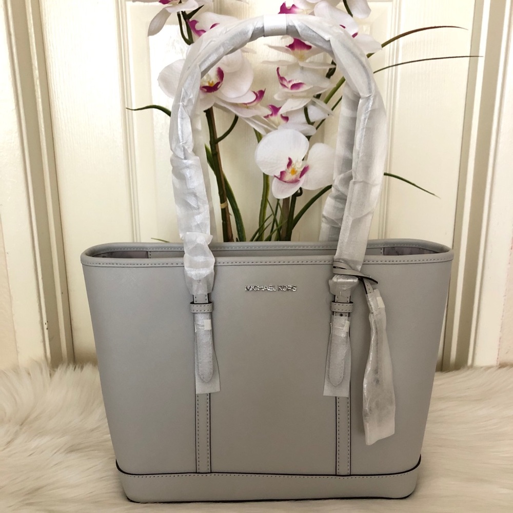 🔥SALE ALERT🔥MICHAEL KORS Zip Top Tote Bag